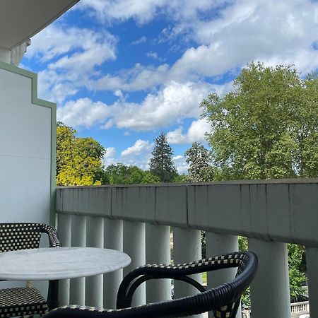 Le Joyau Des Parcs Classe 4 Etoiles Appartement Central Au Calme Avec Terrasse Vichy Exterior foto